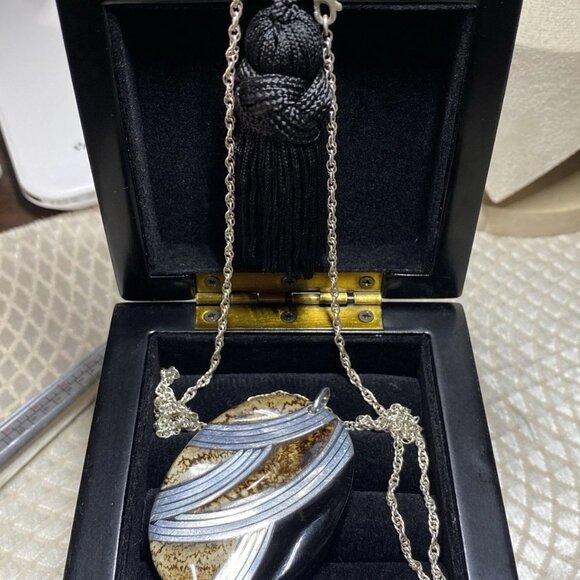 Sterling Silver 925 Necklace with Large Modern Resin Pendant - Picture 2 of 11